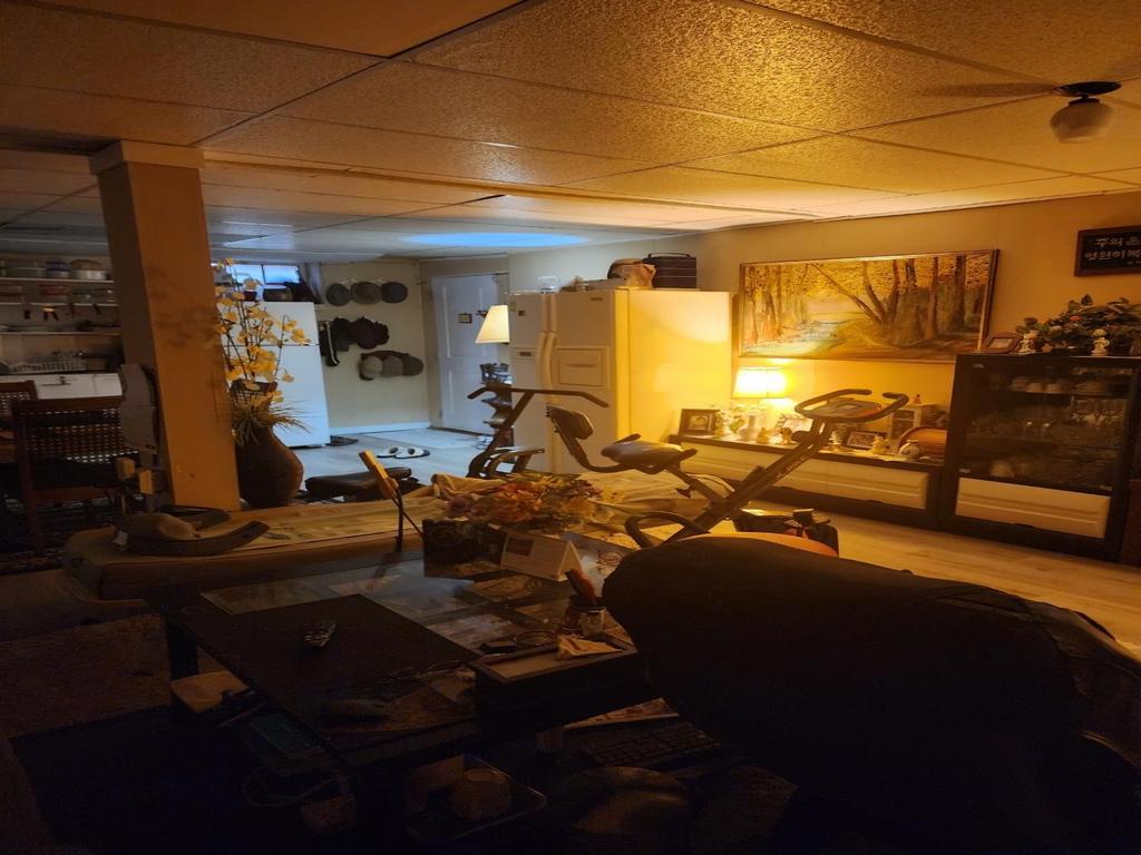 Listing Image for R3060028