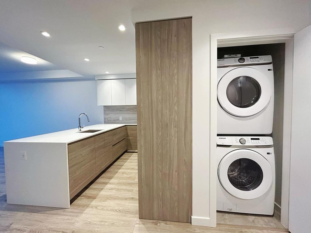 Listing Image for R3060130