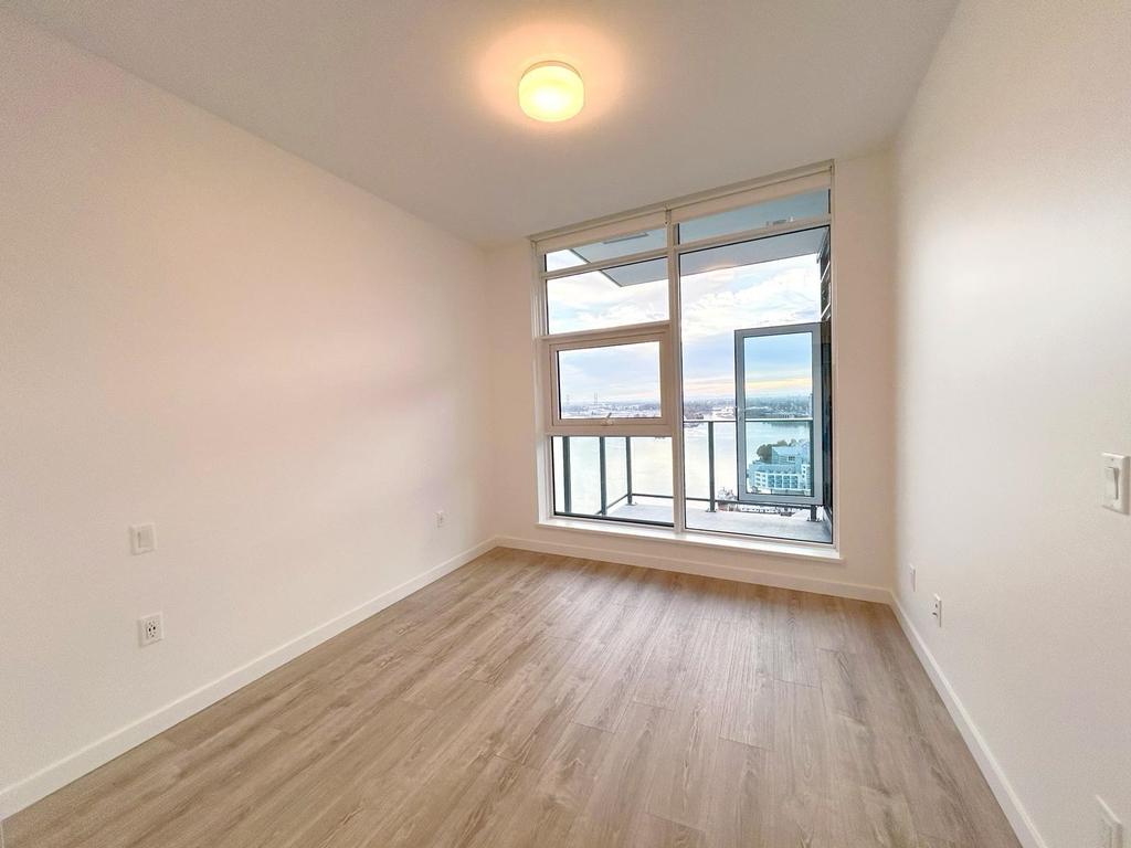 Listing Image for R3060130