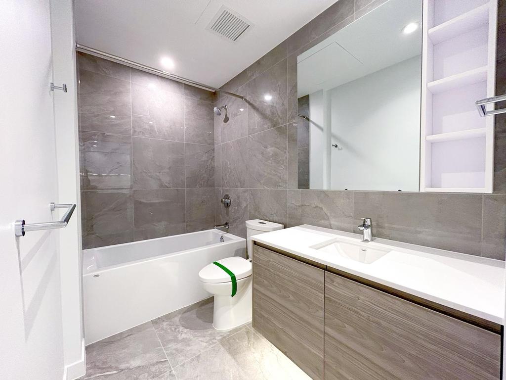 Listing Image for R3060130