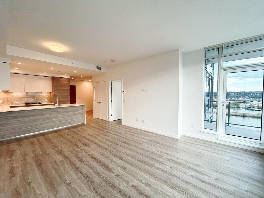 Listing Image for R3060130