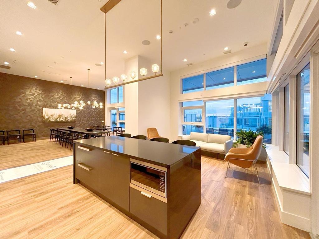 Listing Image for R3060130