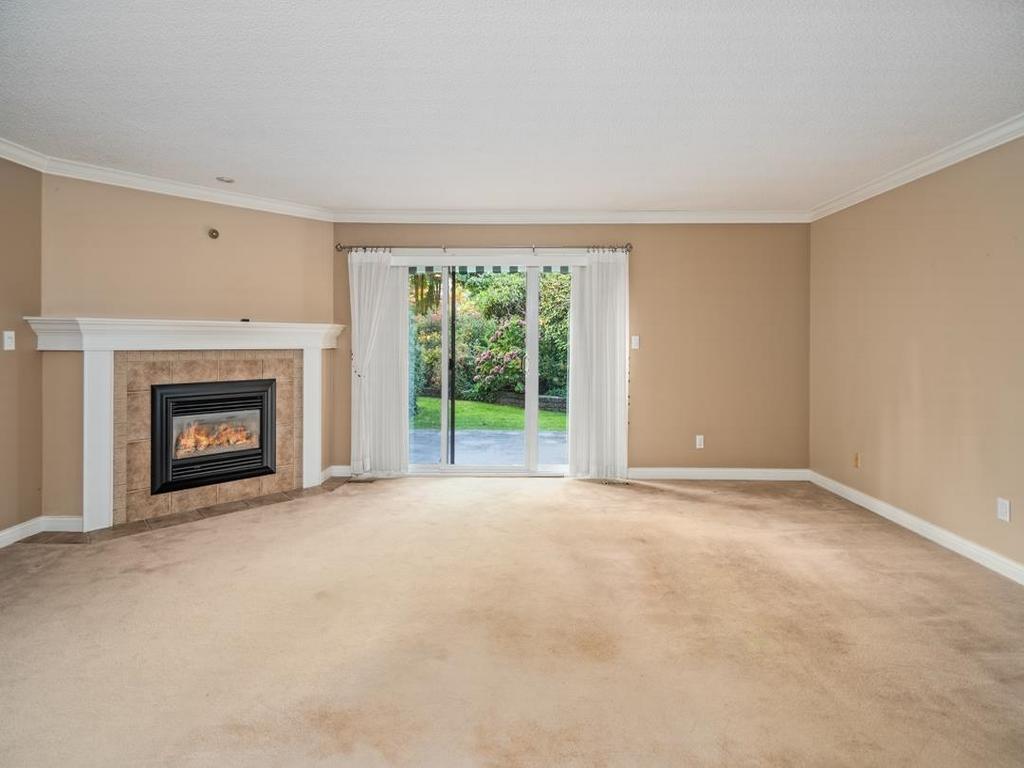 Listing Image for R3060143
