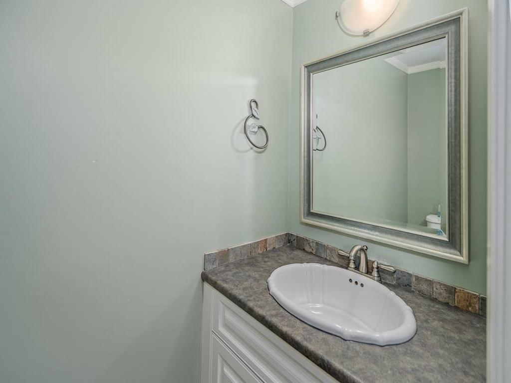 Listing Image for R3060143