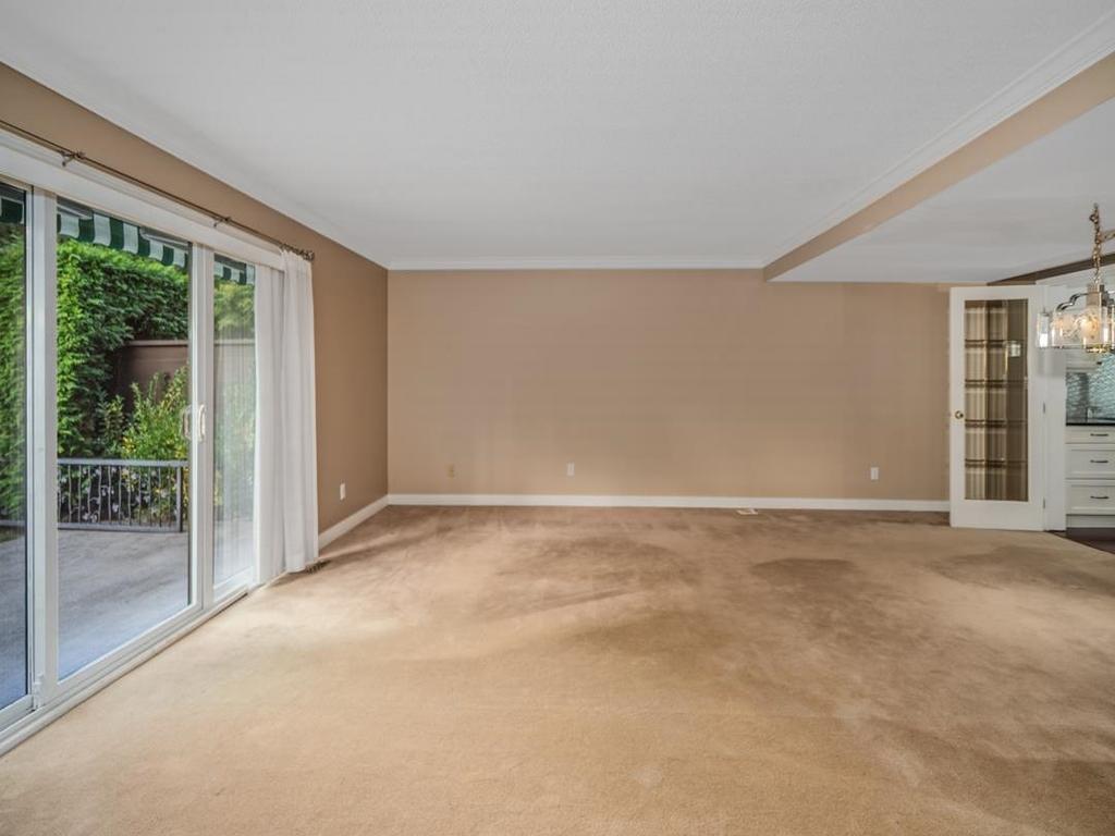 Listing Image for R3060143