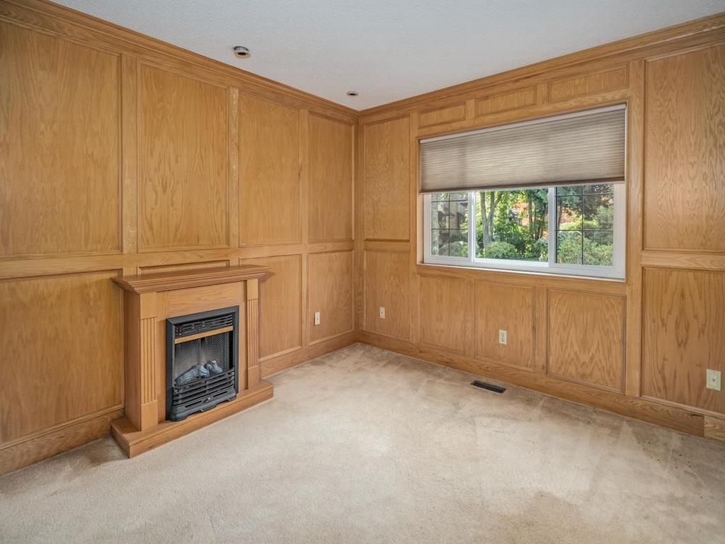 Listing Image for R3060143