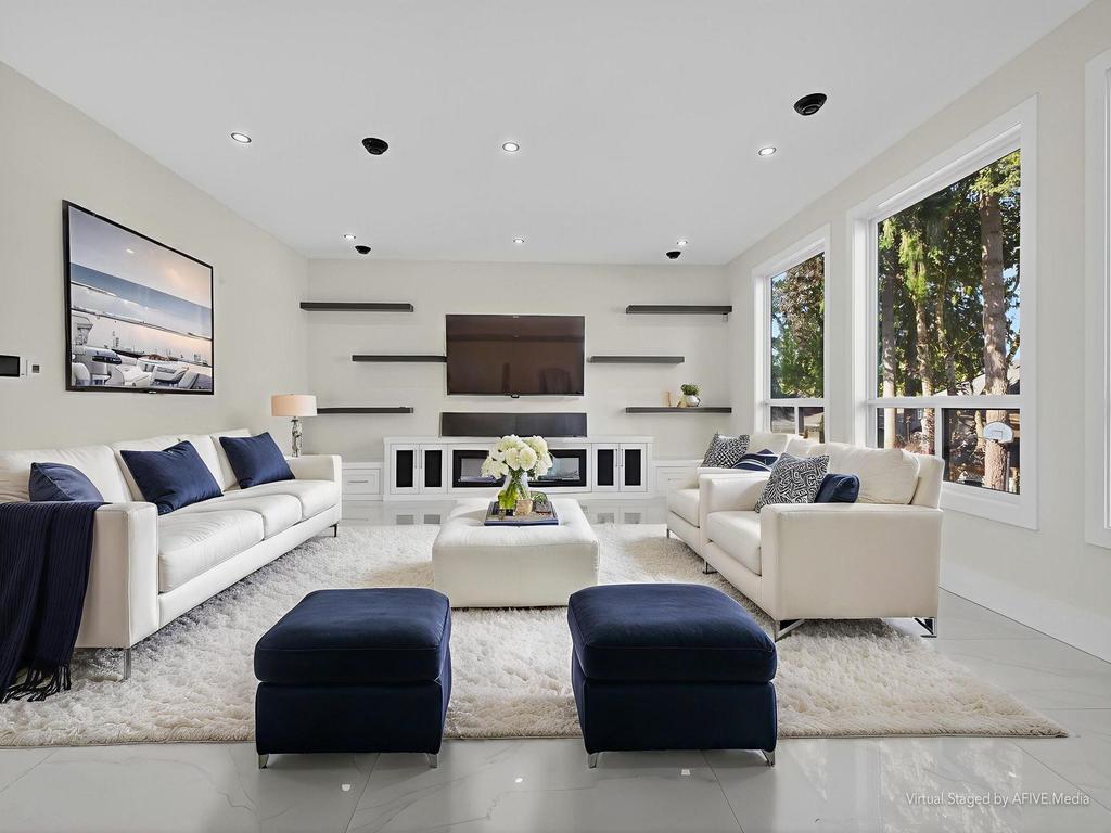 Listing Image for R3060161