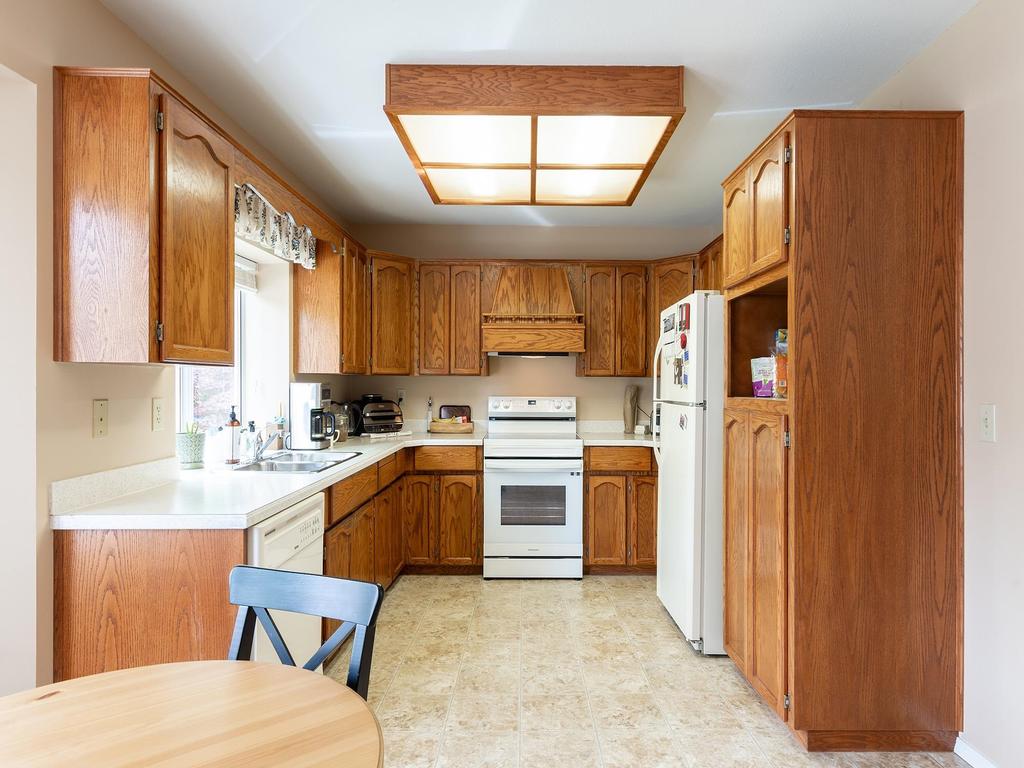 Listing Image for R3060273