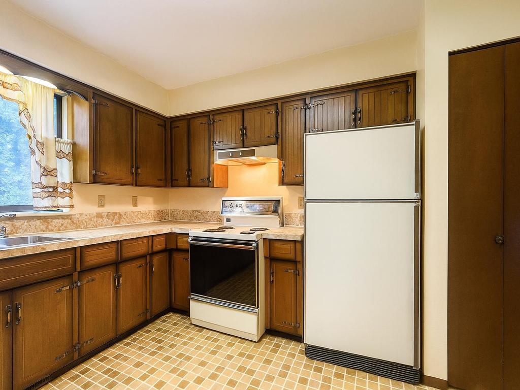 Listing Image for R3060383