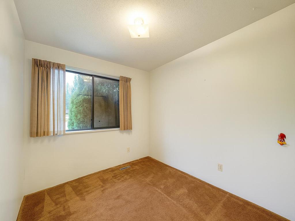 Listing Image for R3060383