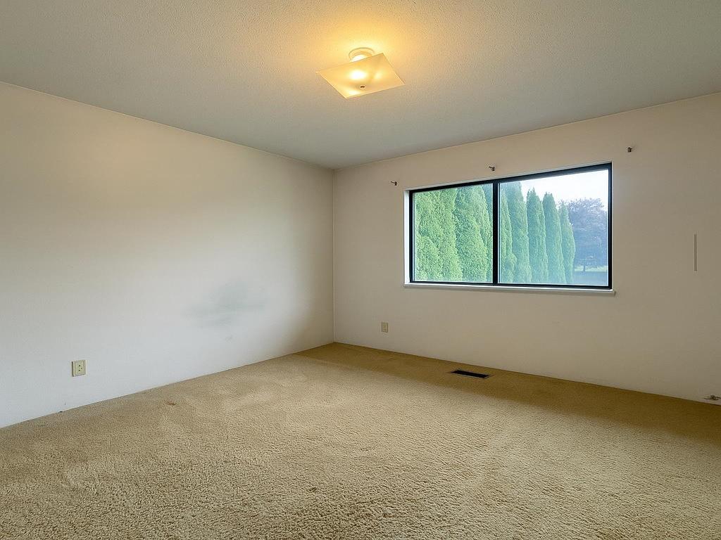 Listing Image for R3060383