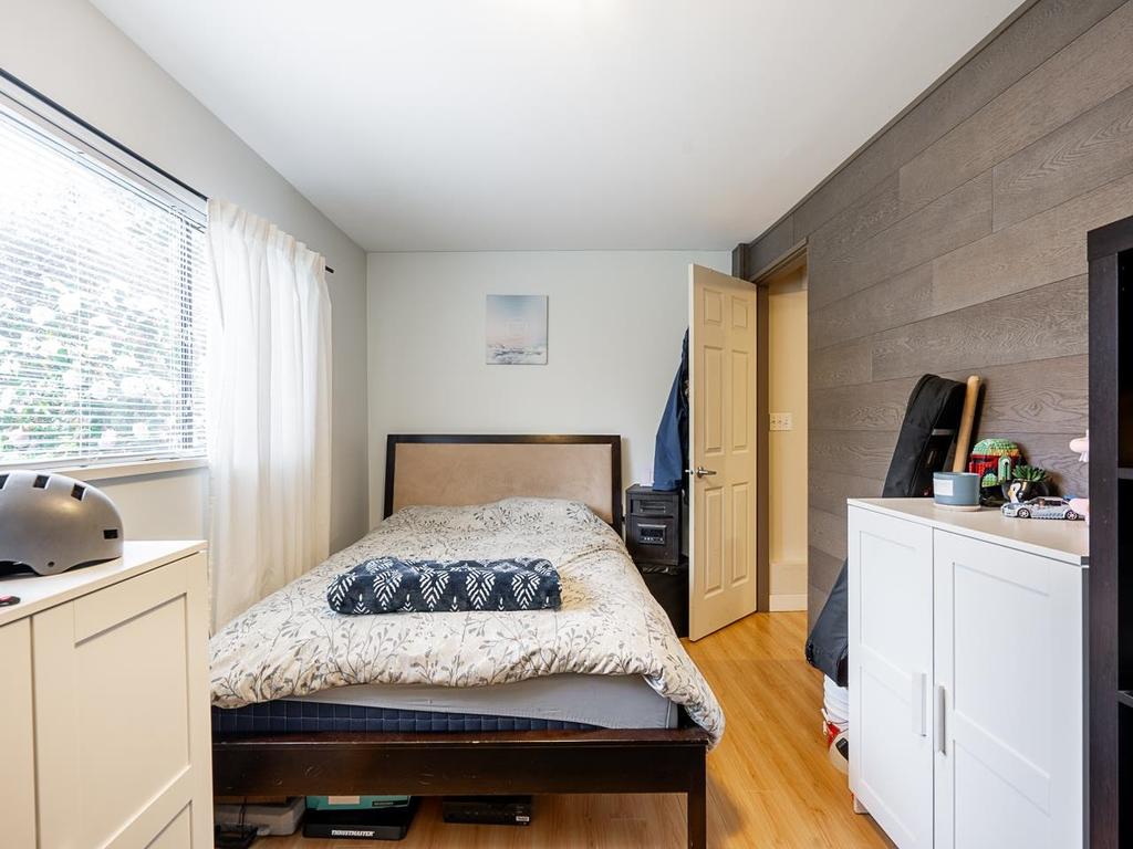 Listing Image for R3060399