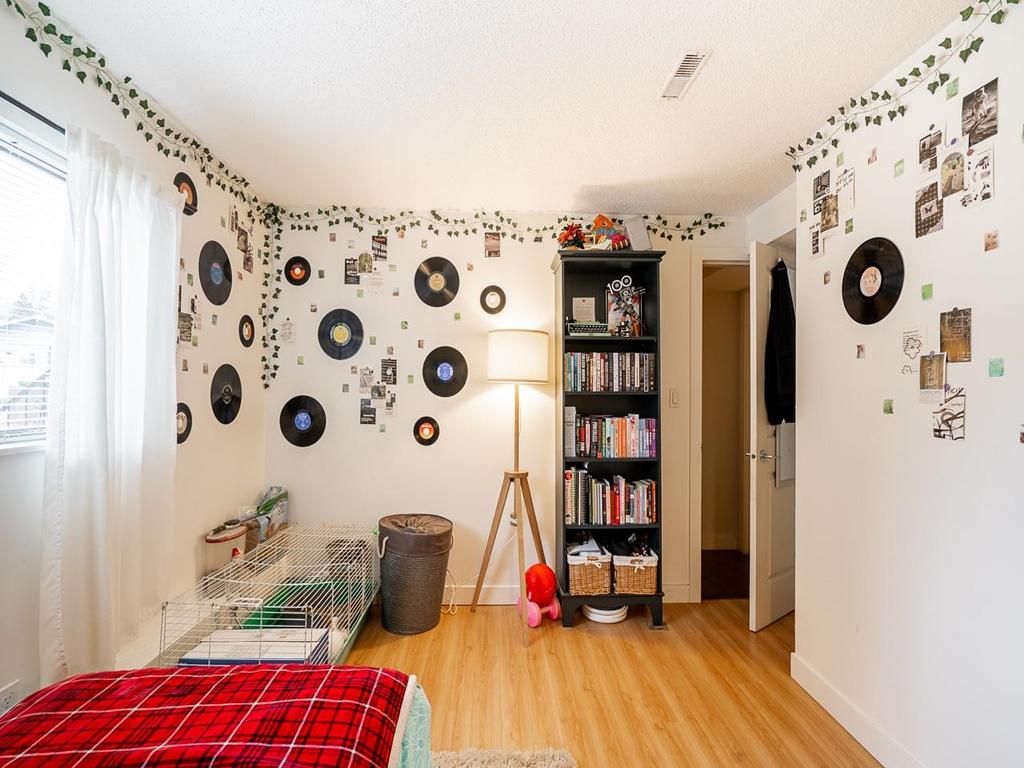 Listing Image for R3060399