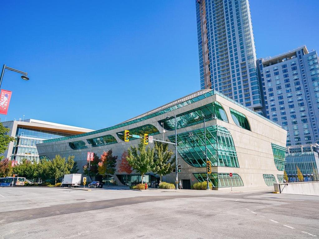 Listing Image for R3060399