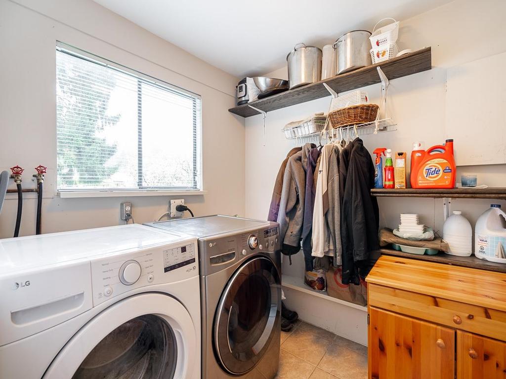 Listing Image for R3060399