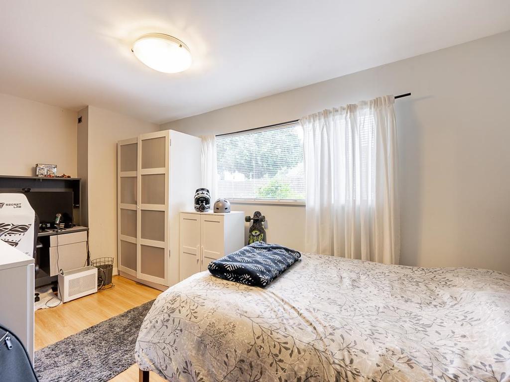 Listing Image for R3060399