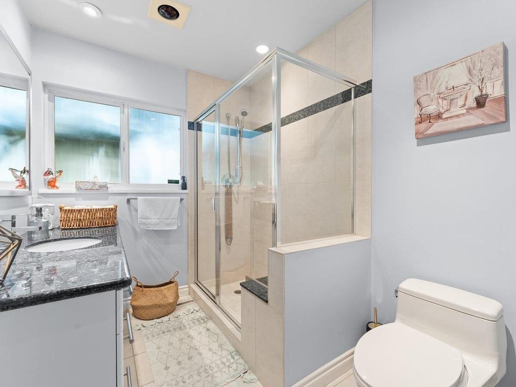 Listing Image for R3060432