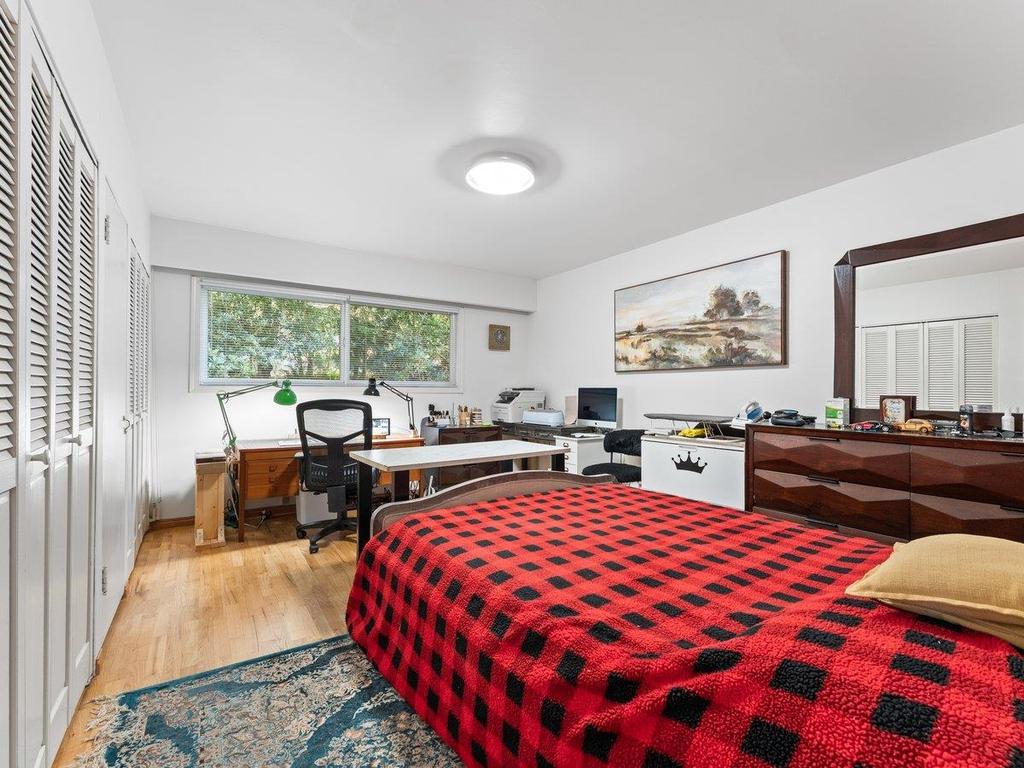 Listing Image for R3060432