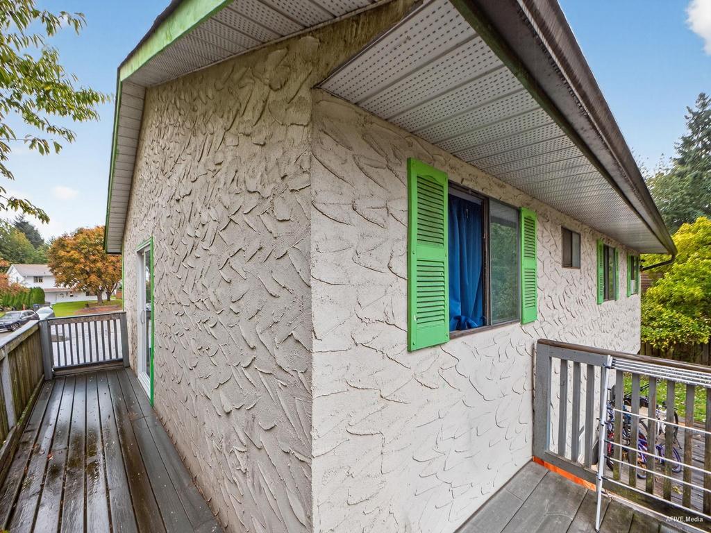 Listing Image for R3060443