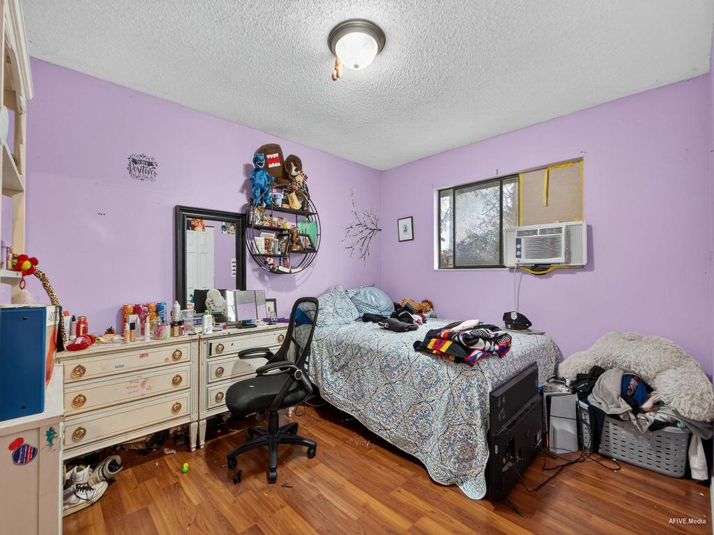 Listing Image for R3060443