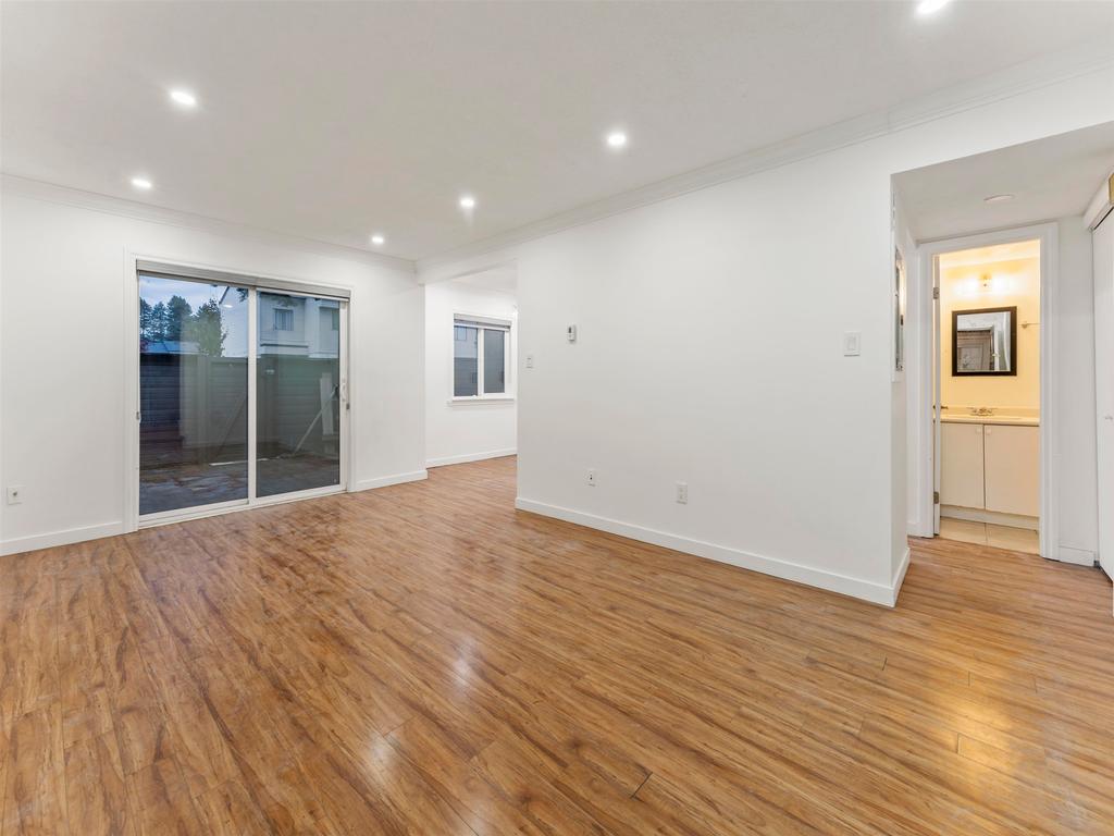 Listing Image for R3060546