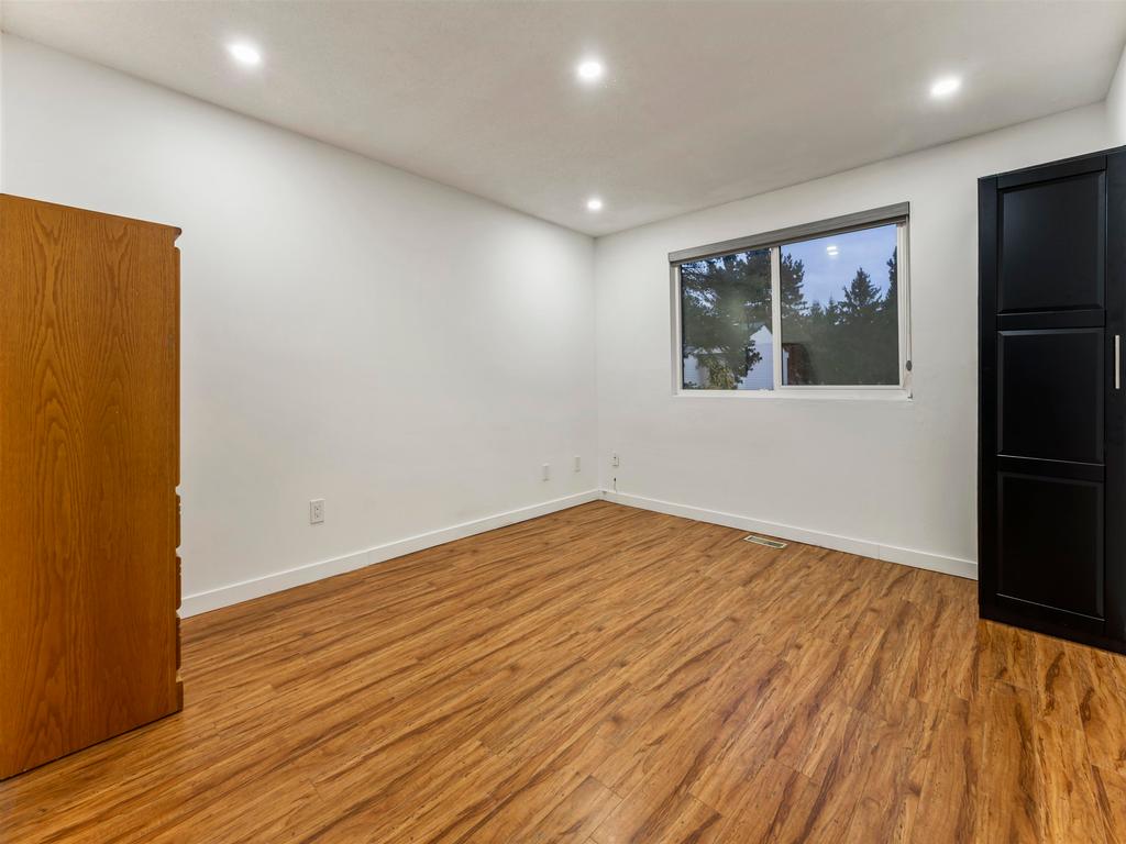 Listing Image for R3060546