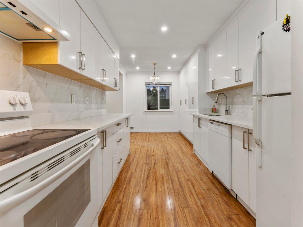 Listing Image for R3060546