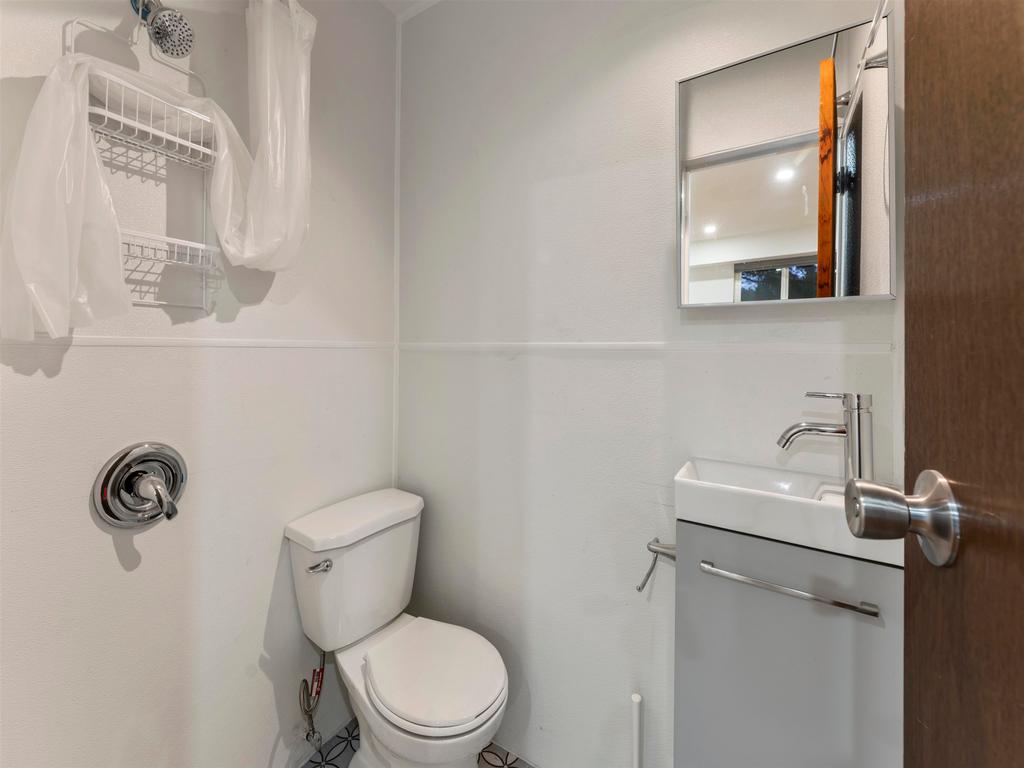 Listing Image for R3060546