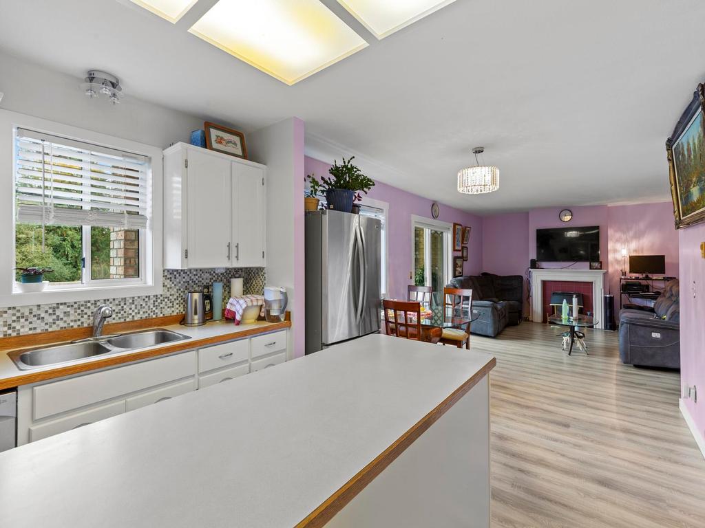 Listing Image for R3060667