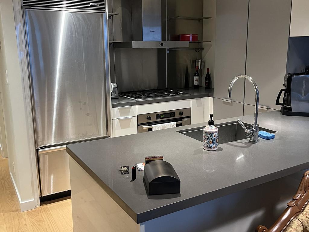 Listing Image for R3060699