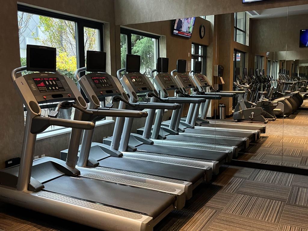 Listing Image for R3060699