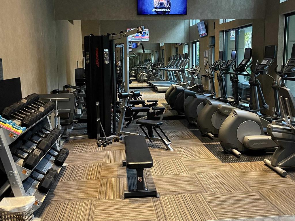 Listing Image for R3060699