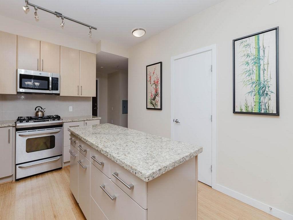 Listing Image for R3060721