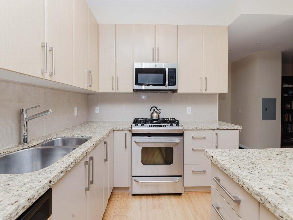 Listing Image for R3060721