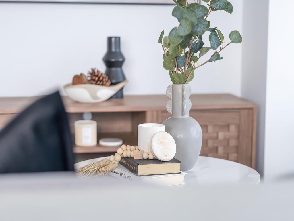 Listing Image for R3060759