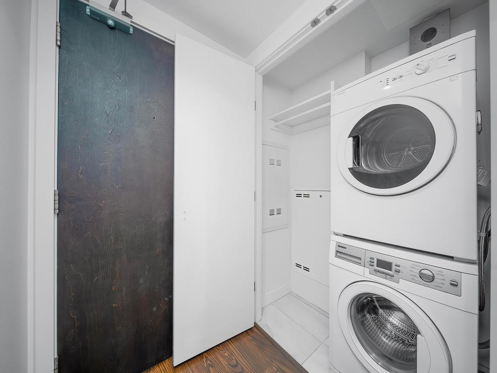 Listing Image for R3060759