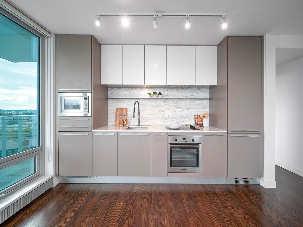 Listing Image for R3060759