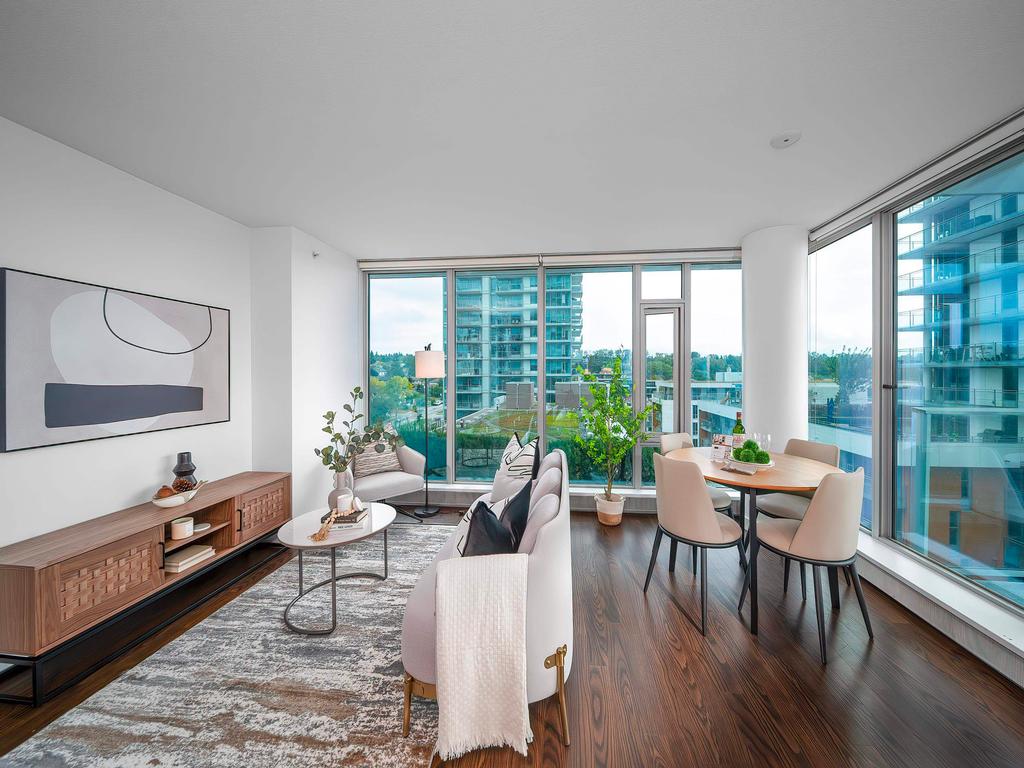 Listing Image for R3060759