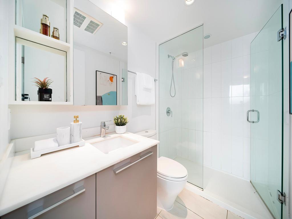 Listing Image for R3060759