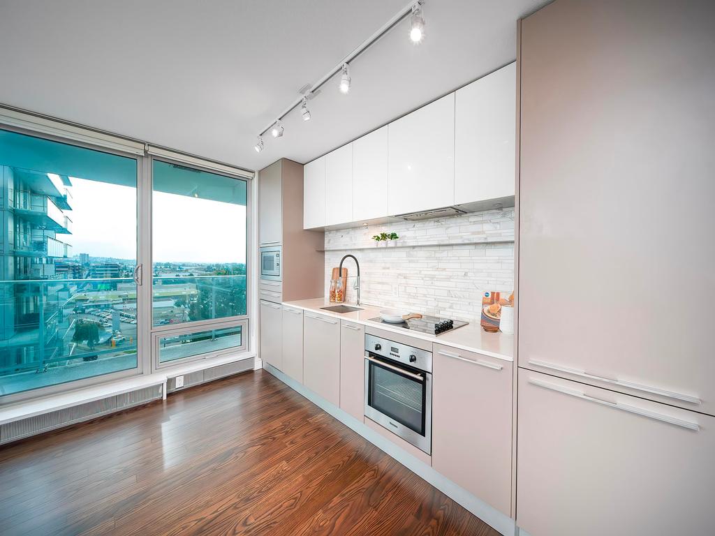 Listing Image for R3060759