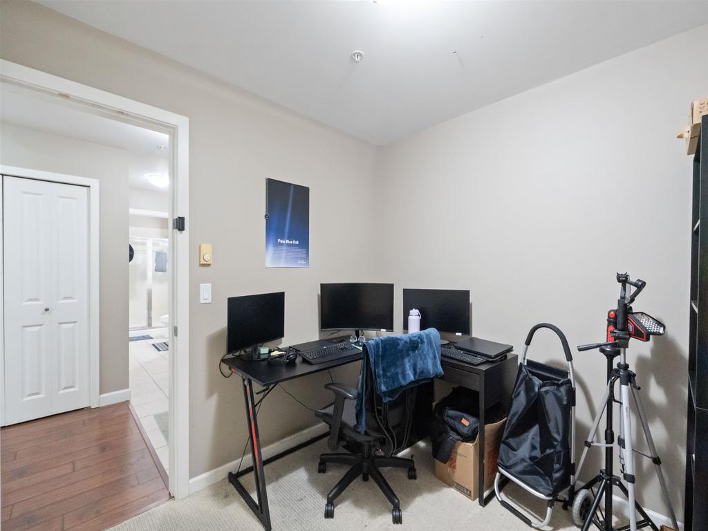 Listing Image for R3060924