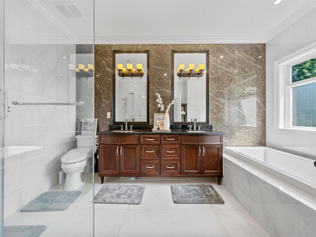 Listing Image for R3060927