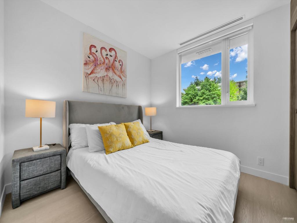 Listing Image for R3060942