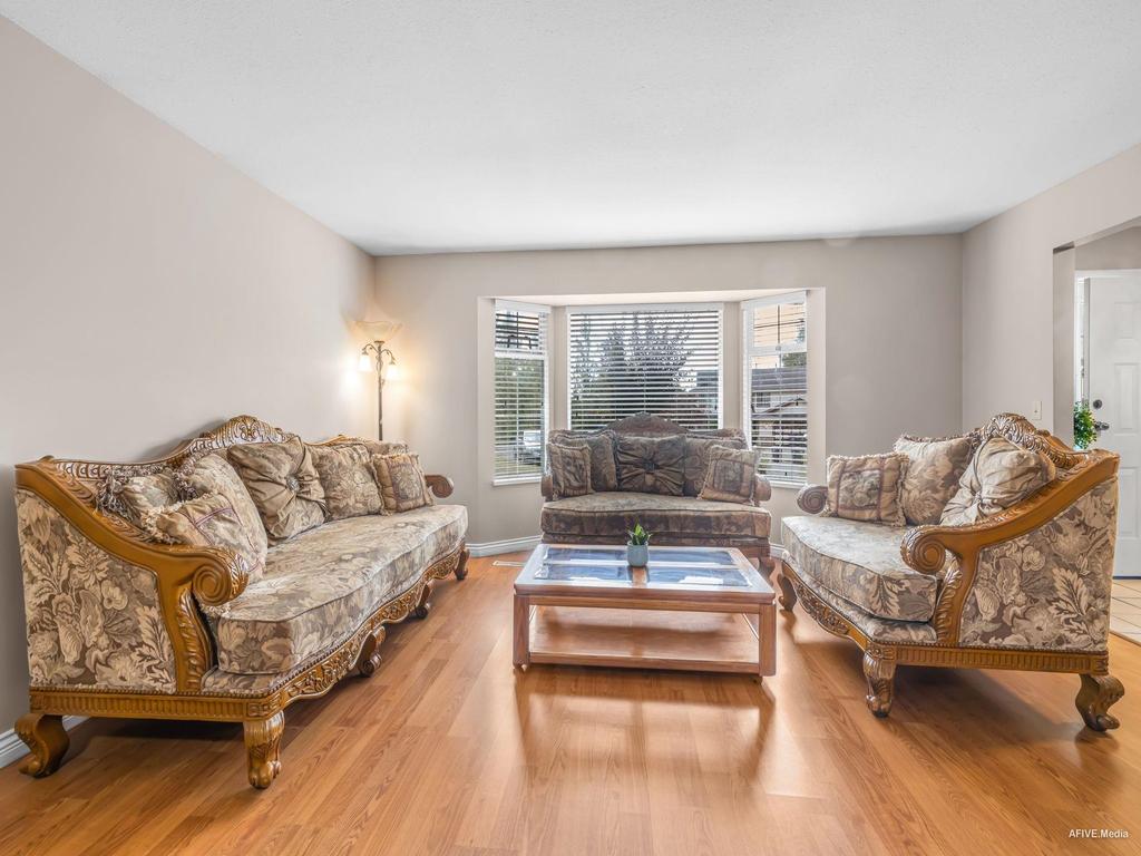 Listing Image for R3062377