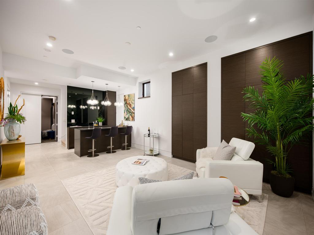 Listing Image for R3062438