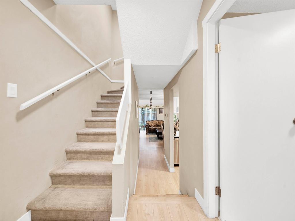 Listing Image for R3062855