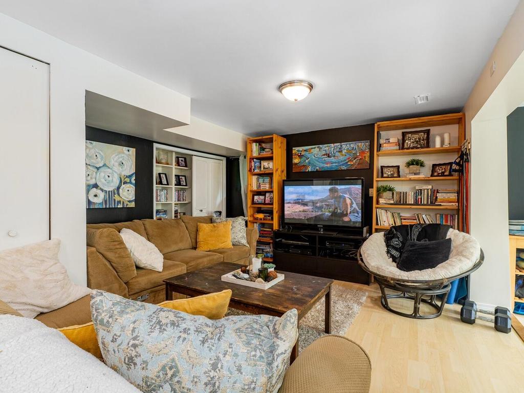 Listing Image for R3063561