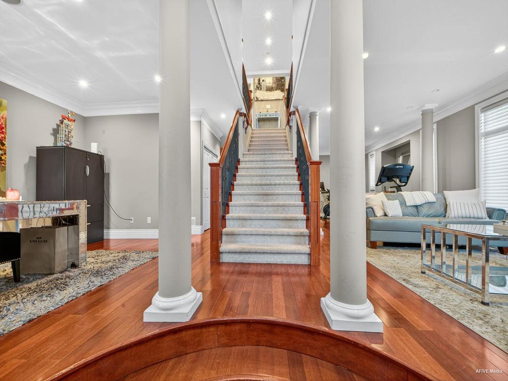 Listing Image for R3063856