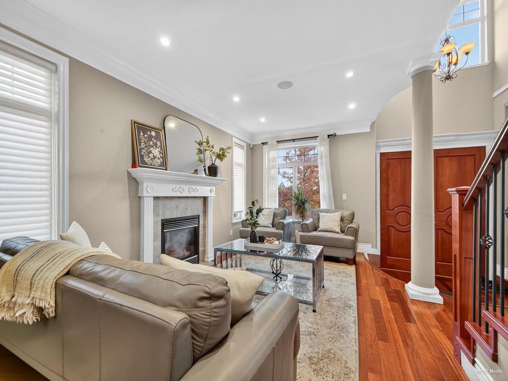 Listing Image for R3063856