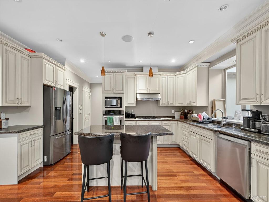 Listing Image for R3063856